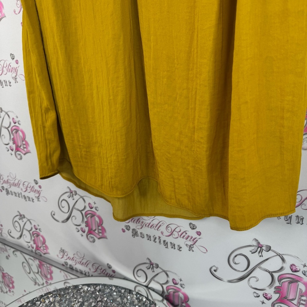 Jones New York tshirt button up ruffle sleeves pleated Mustard Blouse - Picture 3 of 8